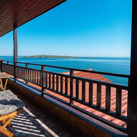 Doctor's House Affittacamere Sozopol